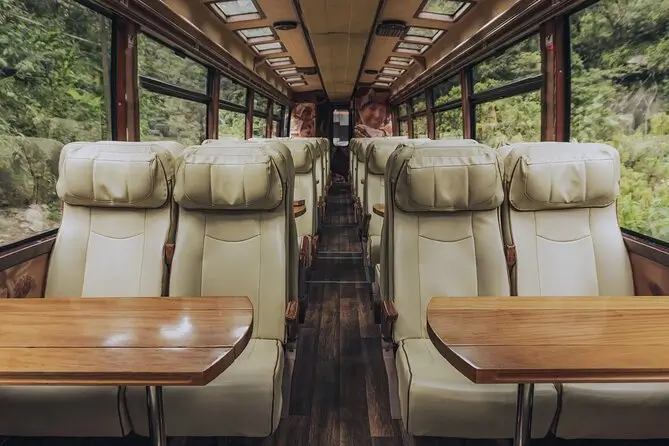 Treno IncaRail Voyager per Machu Picchu